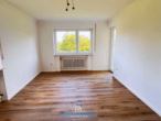 Wohnzimmer - Wohnen mit Ausblick &ndash; Modernisierte 2-Zimmer-Wohnung in begehrter Lage von Burghausen