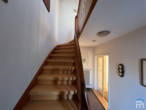Treppenaufgang - Ein- bzw. Zweifamilienhaus + separater Bauplatz in zentrumsnaher Lage von Abensberg