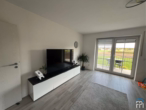Wohnzimmer, Bild 2 - 3-Zimmer-Wohnung in Neustadt mit Blick ins Grüne