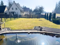 Garten mit Teich