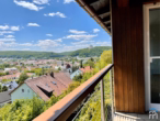 Bild 2 - Großzügige 2-3 Zimmer-Wohnung in Toplage über Kelheim mit traumhaftem Weitblick
